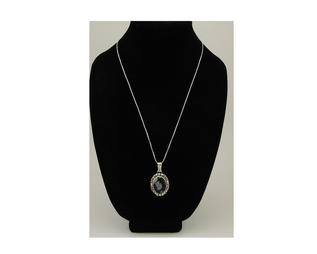 Navajo Necklace 925 Silver Onyx Natural Snowflake Agate Signed Native American