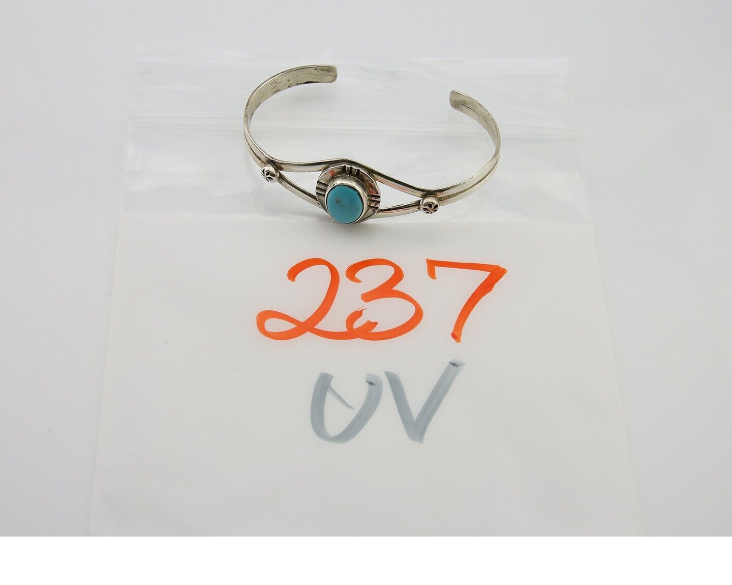 Navajo Cuff Bracelet 925 Silver Turquoise Native American Artist Handmade C.80's