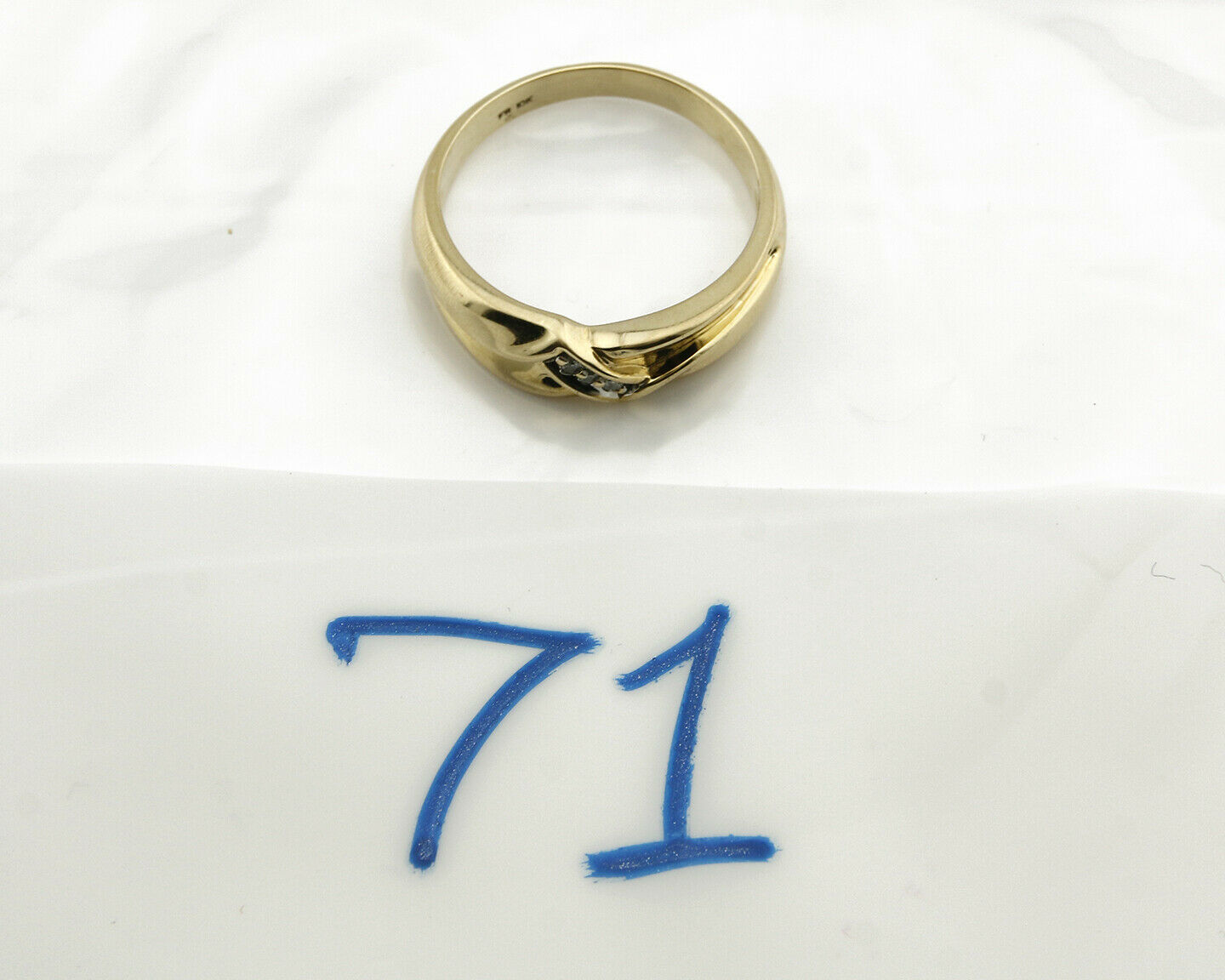 Men's Natural Diamond Band Solid Yellow Gold Wedding Ring