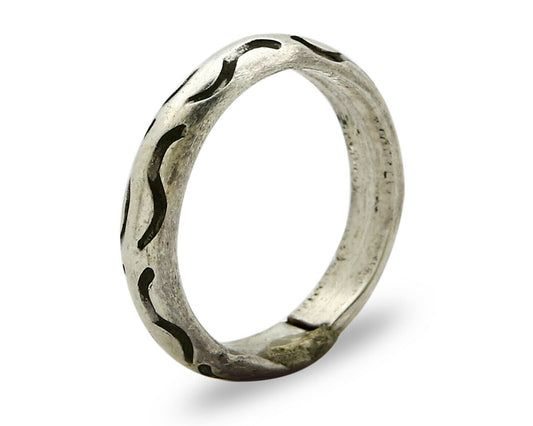 Women's Navajo Ring .925 SOLID Silver Hand Stamped Circa 1980's