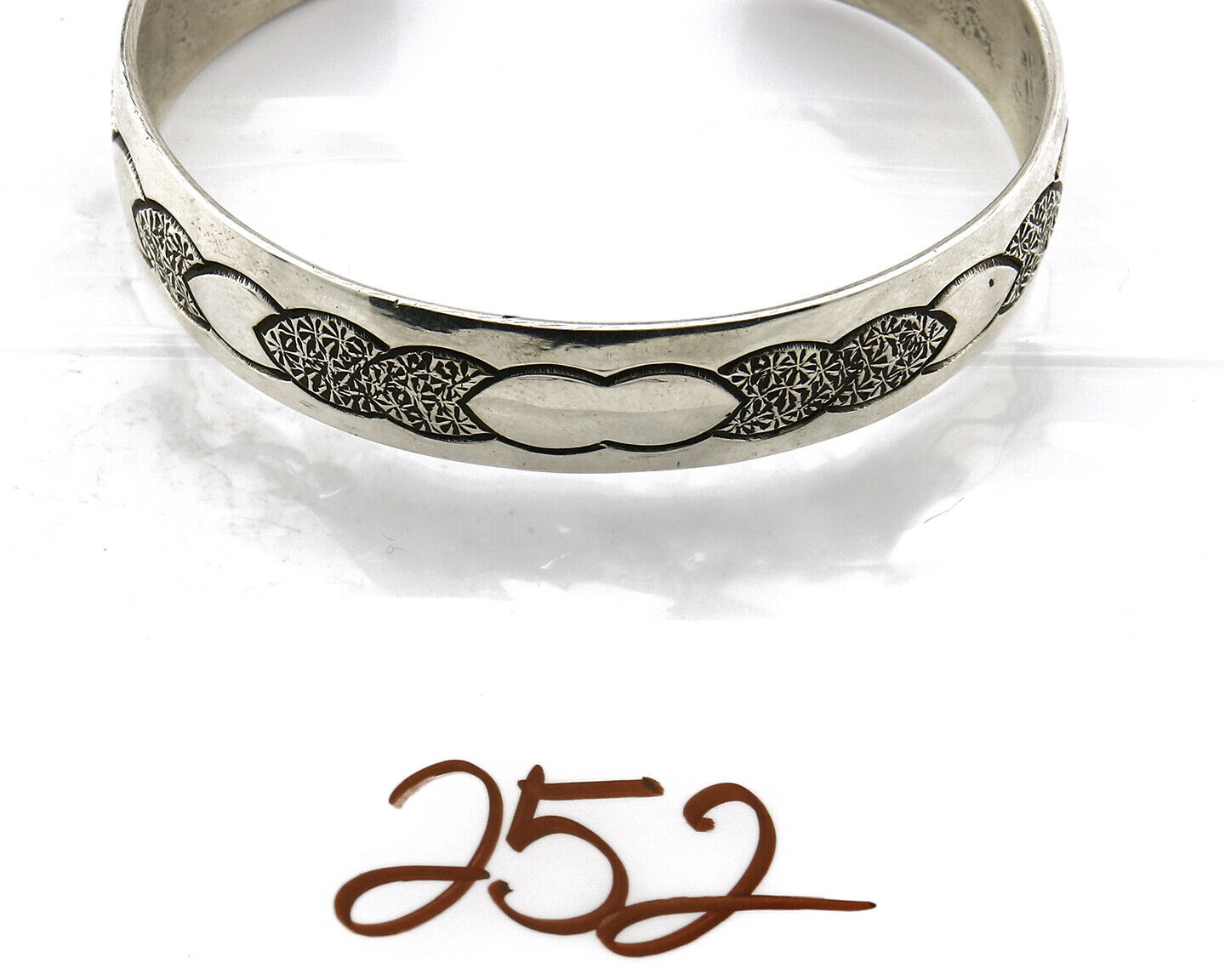 Women's Navajo Bracelet .925 Silver Handmade Cuff Native American Artist C.1980s