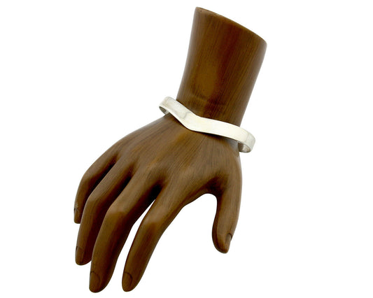 Navajo Handmade Bracelet .925 Silver Native Artist TAHE 80's