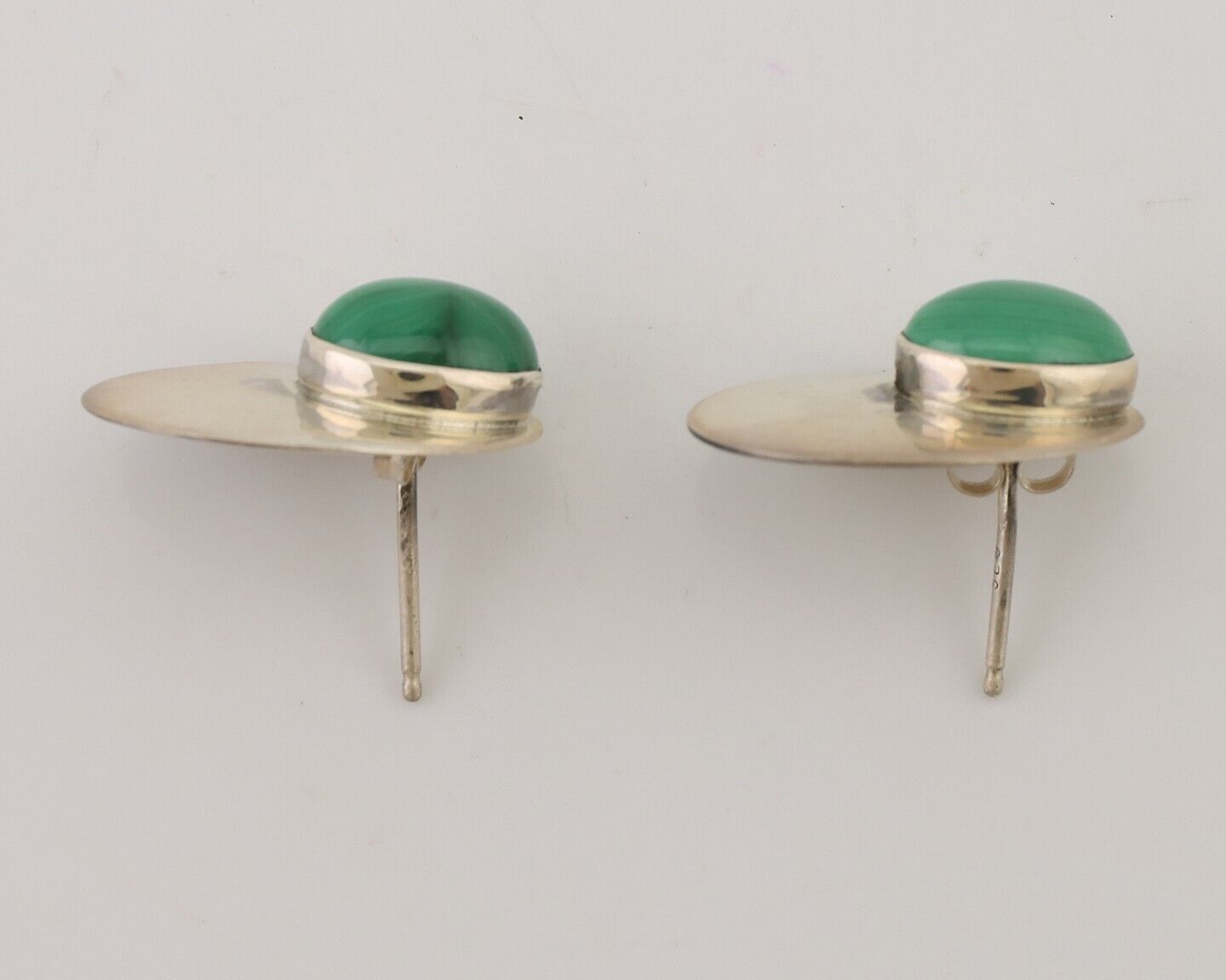 Navajo Shield Earrings 925 Silver Natural Malachite Signed Ella Peters C.80's
