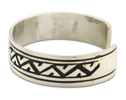 Navajo Bracelet 925 Silver Artist Signed Thomas Singer Cuff Made in the 1980's