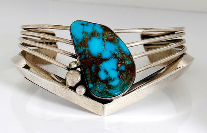 VTG NAVAJO NATIVE AMERICAN NATURAL HAND CUT TURQUOISE HANDMADE .925 SILVER CUFF