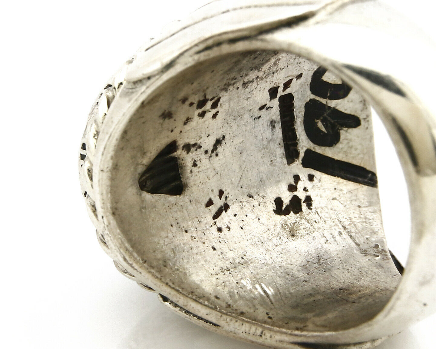 Navajo Ring .925 SOLID Silver Kingman Turquoise Signed Artist TeePee C.80's