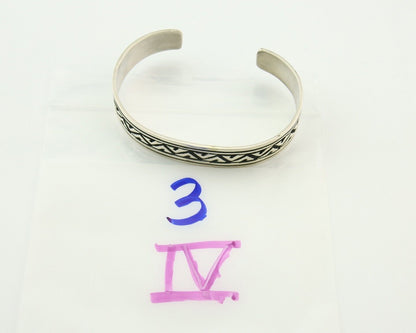 Mens's Navajo Bracelet 925 Silver Artist Signed Thomas Singer Cuff Made 1980's
