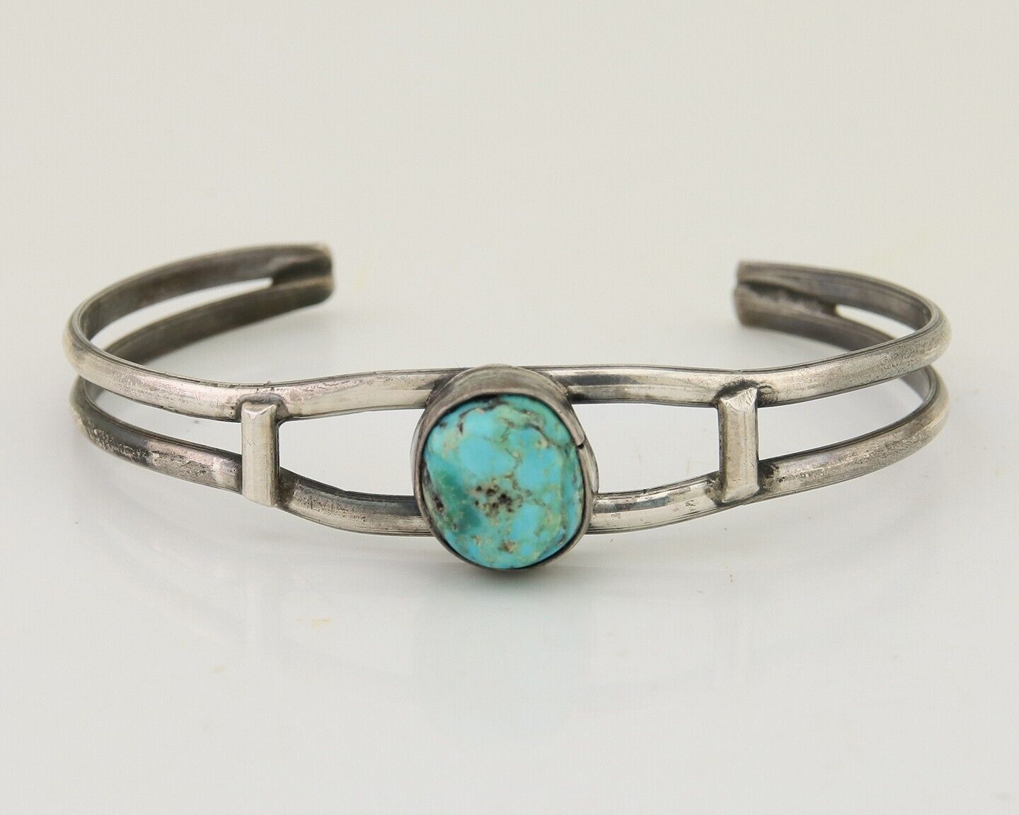 Navajo Hand Stamped Cuff Bracelet Turquoise 925 Silver Native American Artist