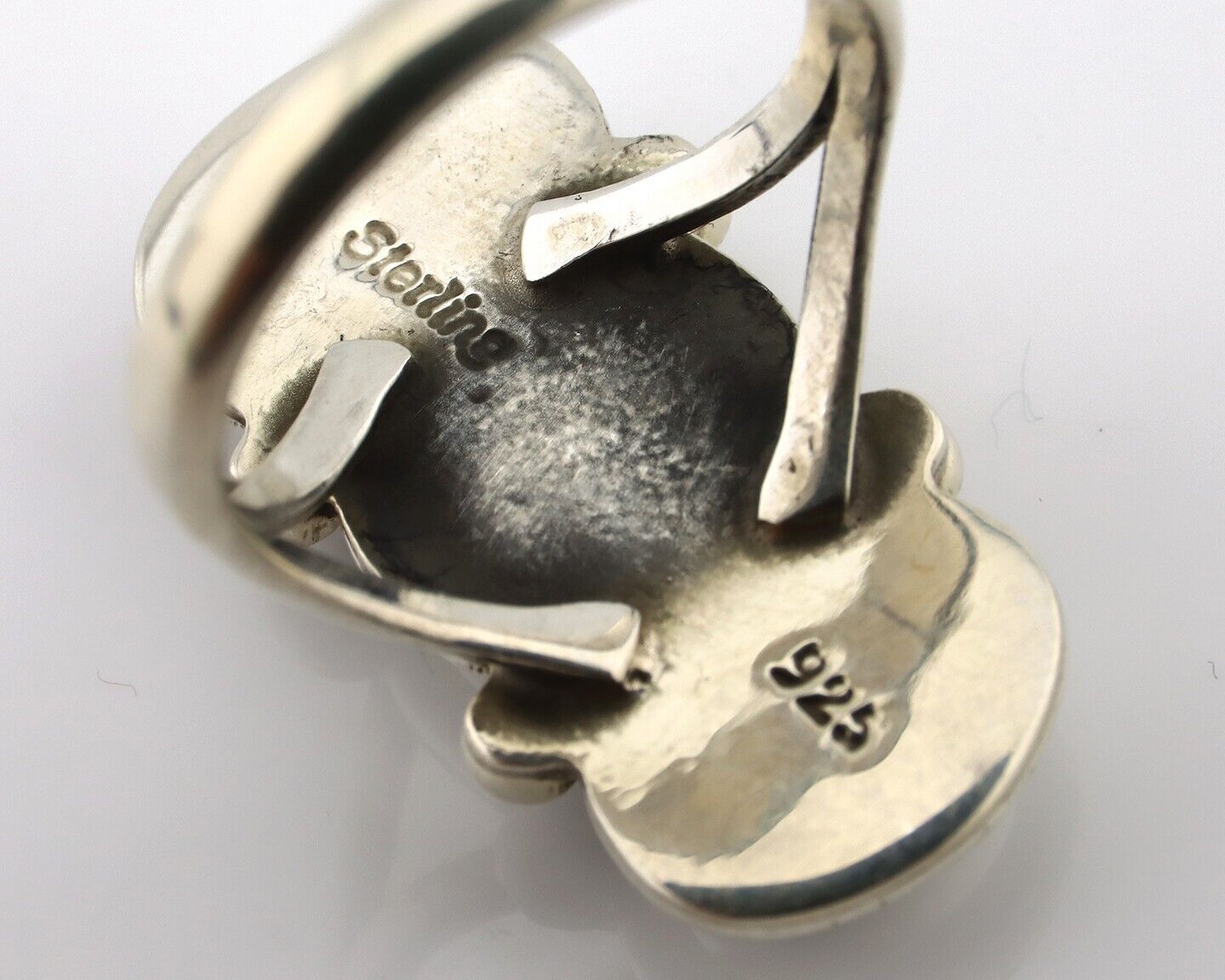 Navajo Ring 925 Silver Sleeping B Turquoise & Coral Native American Artist C.80s