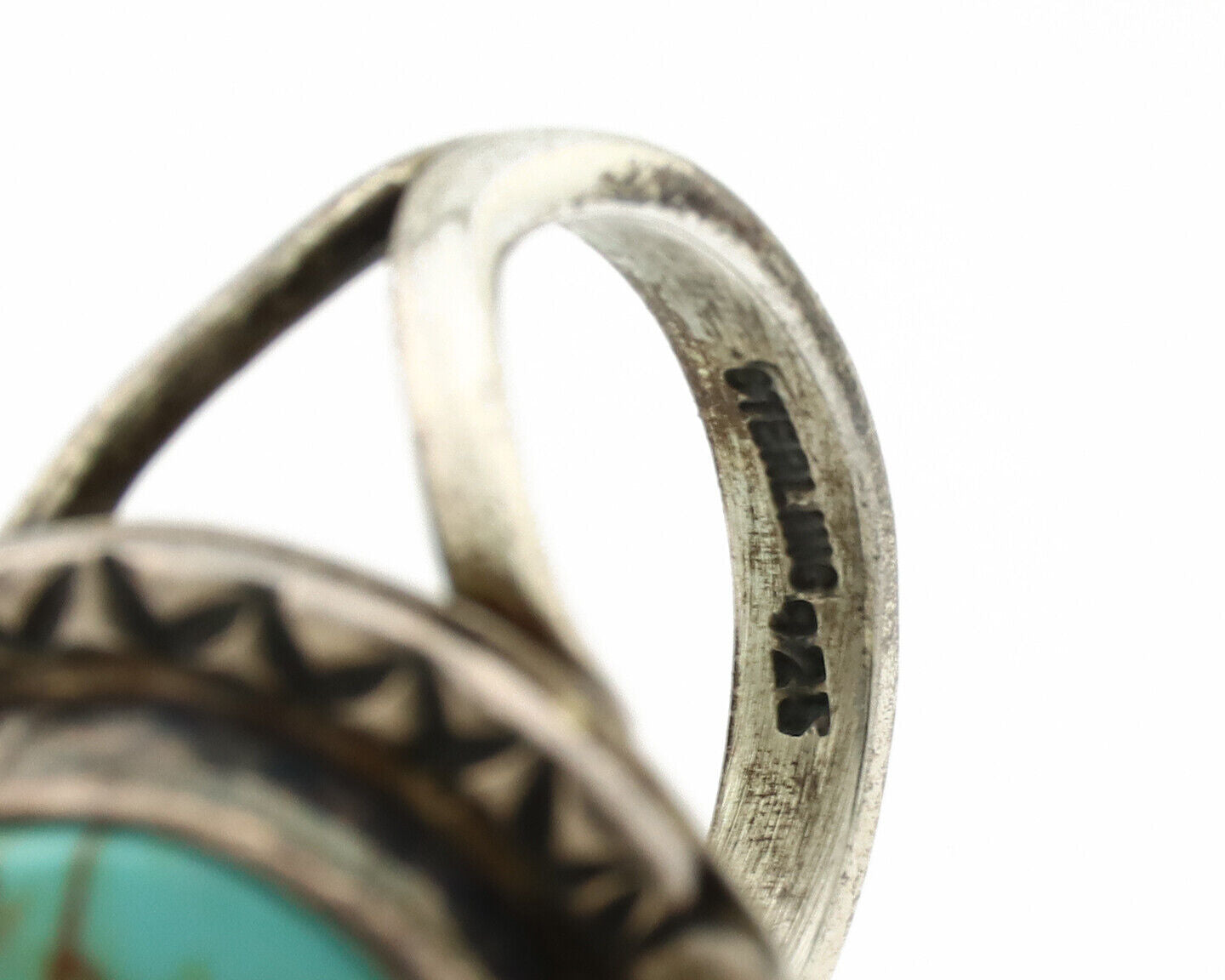 Navajo Ring .925 Silver Kingman Turquoise Artist Signed Gecko C.1980's