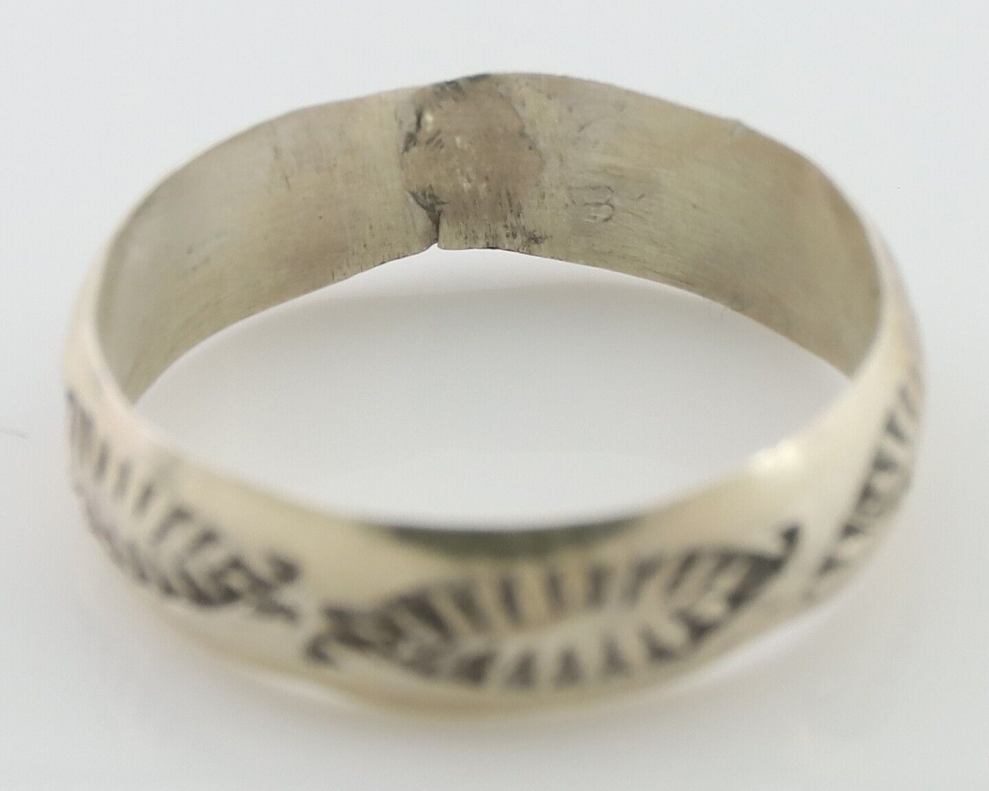 Navajo Hand Stamped Band 925 Silver 5.0 mm Signed Larry Chavez Size 6.0 C.80's