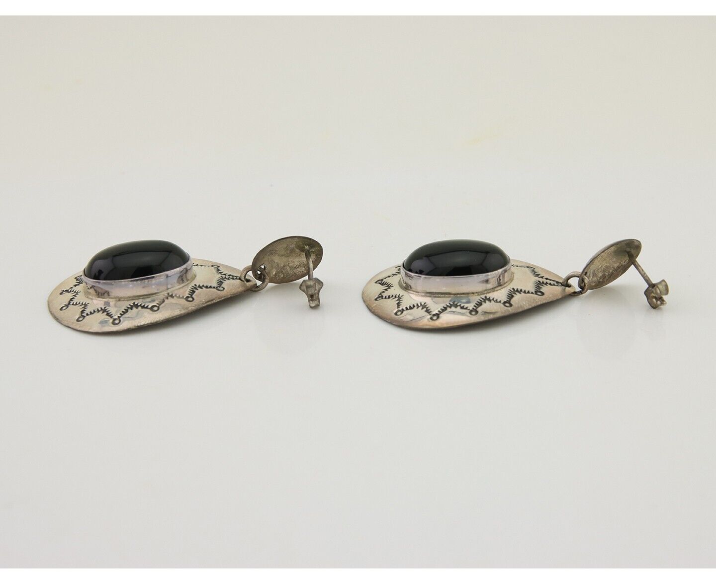 Navajo Handmade Earrings 925 Silver Onyx Artist Douglas Etsitty C.80's