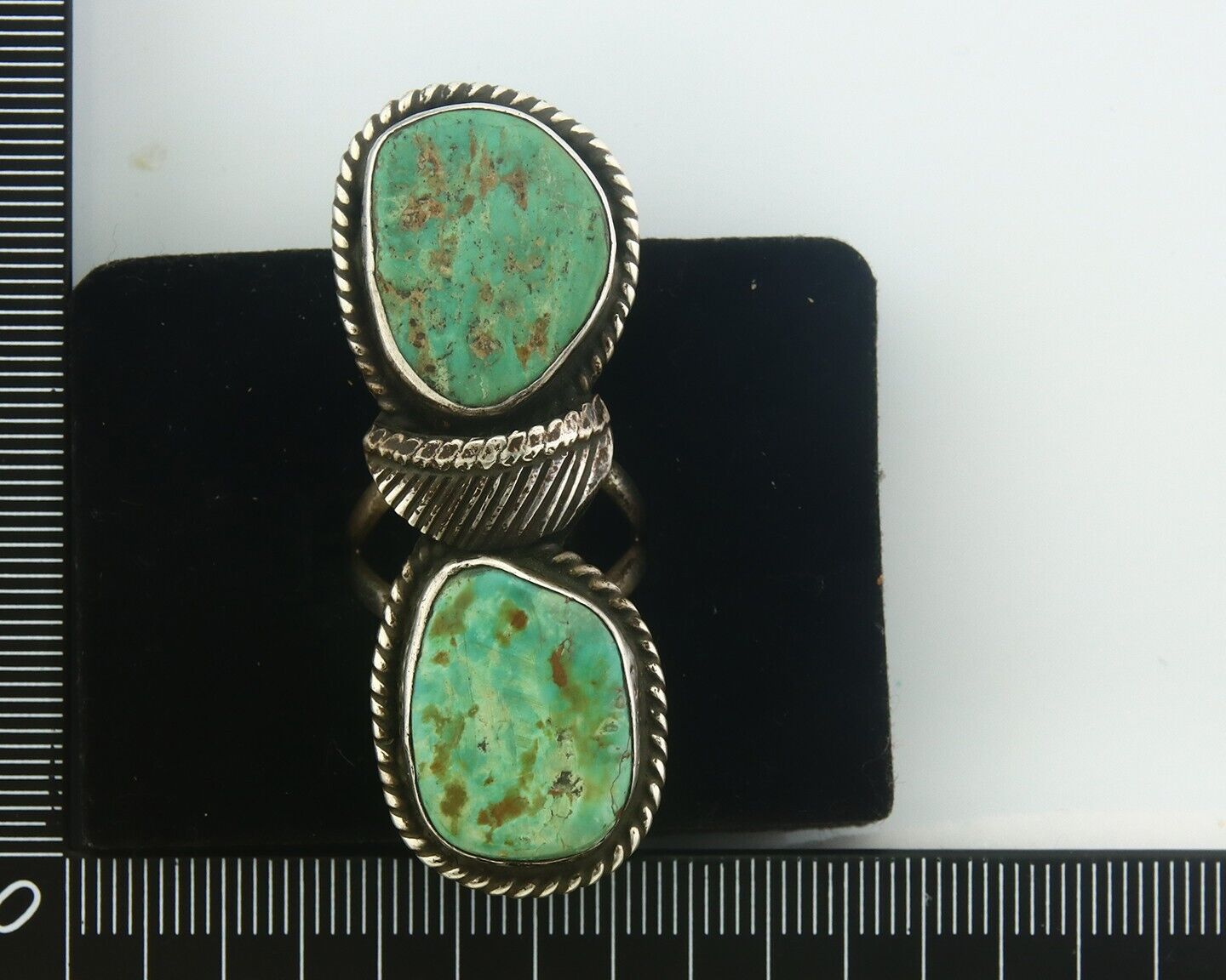 Navajo Ring 925 Sterling Turquoise Handmade Native Artist C.80's Size 7.0