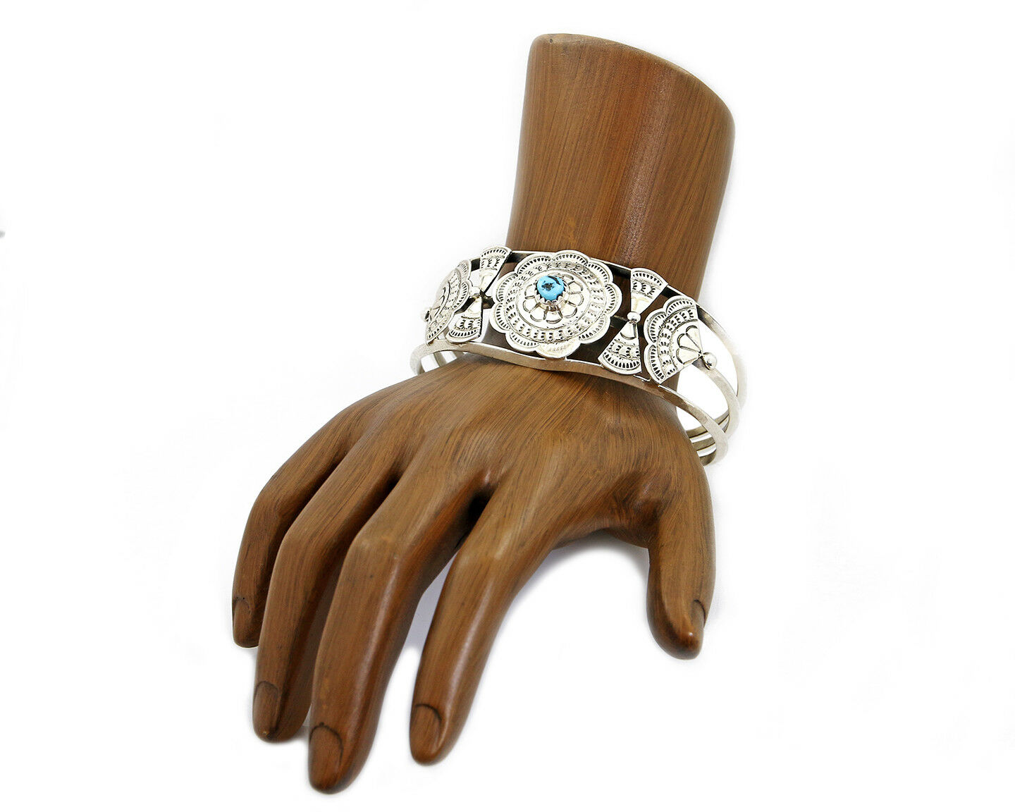 VTG Navajo Indian Artist Pricilla Apacheto Handmade .925 Silver Cuff