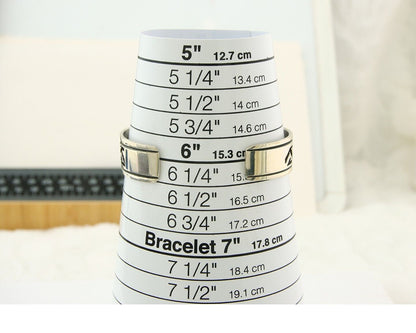 Mens's Navajo Bracelet 925 Silver Artist Signed Thomas Singer Cuff Made 1980's