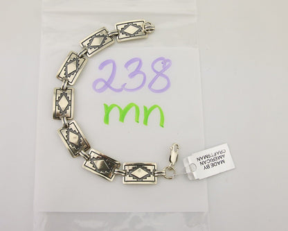 Navajo Hamdmade Link Bracelet 925 Silver Native American Artist C.80's