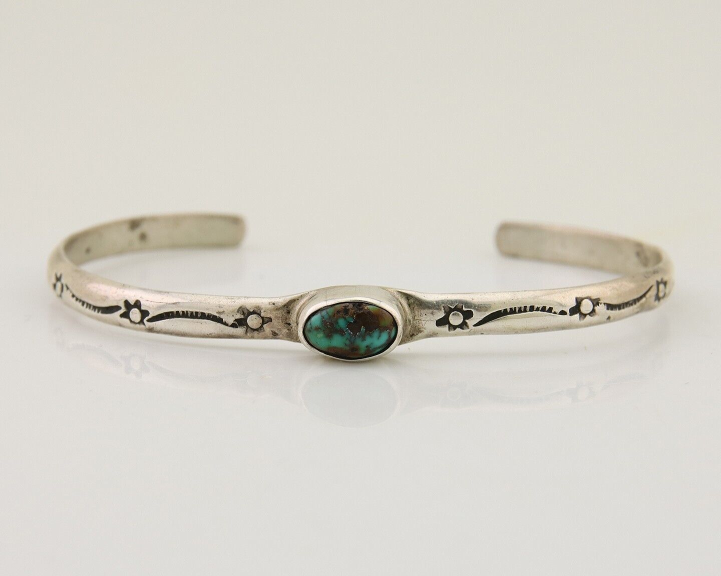 Navajo Hand Stamped Cuff Bracelet Turquoise 925 Silver Native American Artist