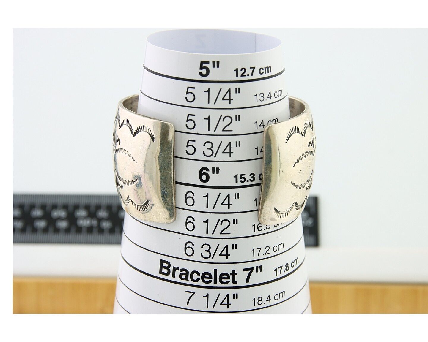 Navajo Bracelet 925 Silver Mine 8 Turquoise Cuff Native American Artist C.80's