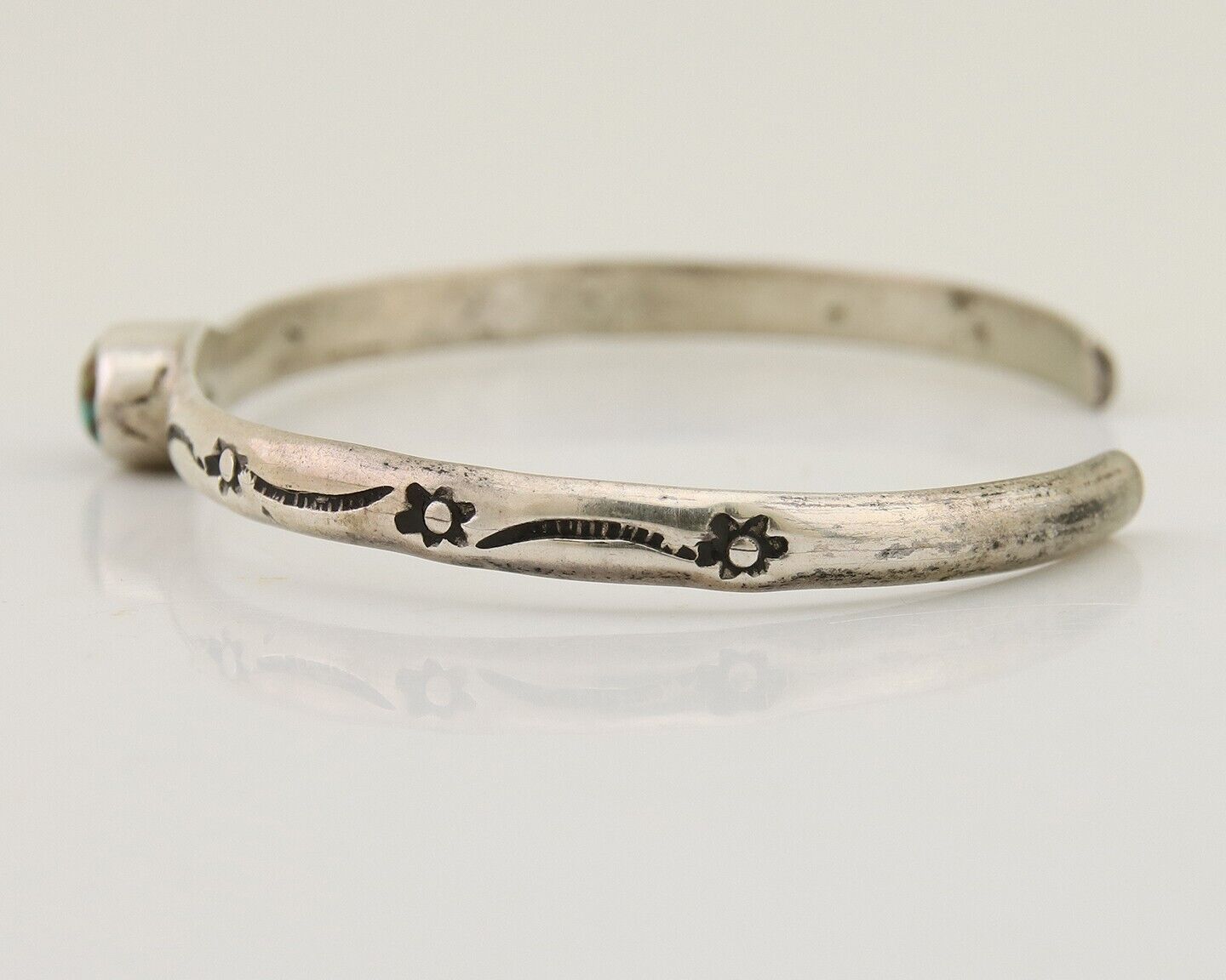 Navajo Hand Stamped Cuff Bracelet Turquoise 925 Silver Native American Artist