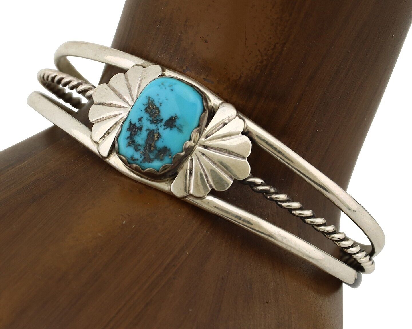 Navajo Bracelet 925 Silver Sleeping Beauty Turquoise Artist Signed LT CHEE C80s