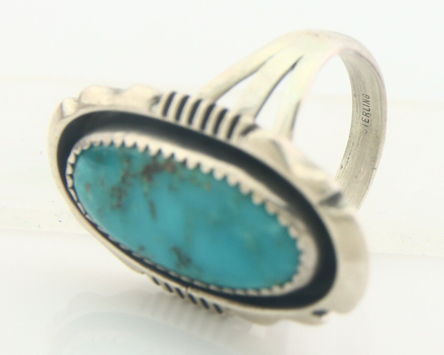Navajo Ring 925 Sterling Turquoise Handmade Native Artist C.80's Size 6.5
