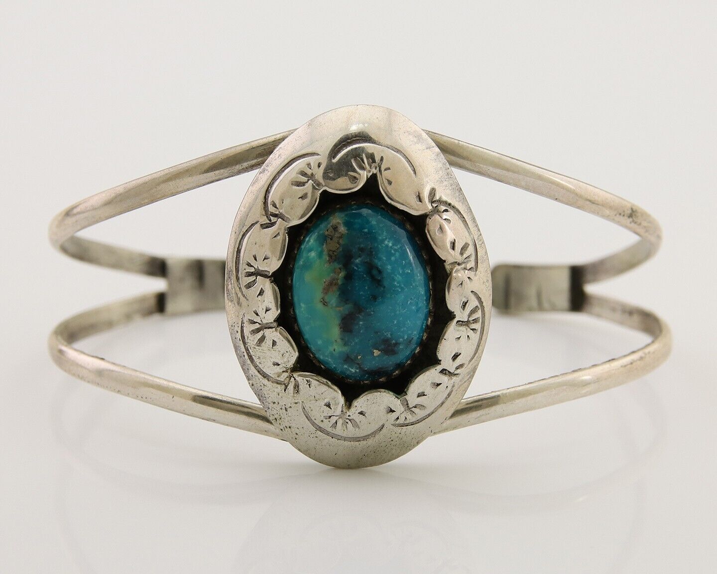 Navajo Hand Stamped Cuff Bracelet Turquoise 925 Silver Native American Artist