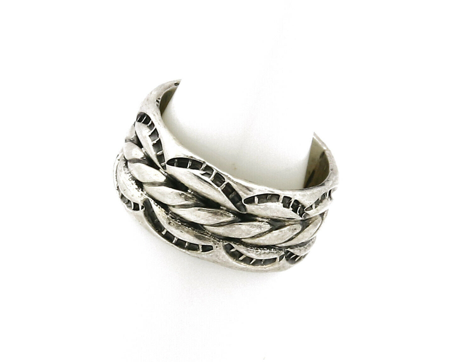 Navajo Ring .925 Silver Handmade Hand Stamped 3 Row Rope Band C.1980's Size 5.5