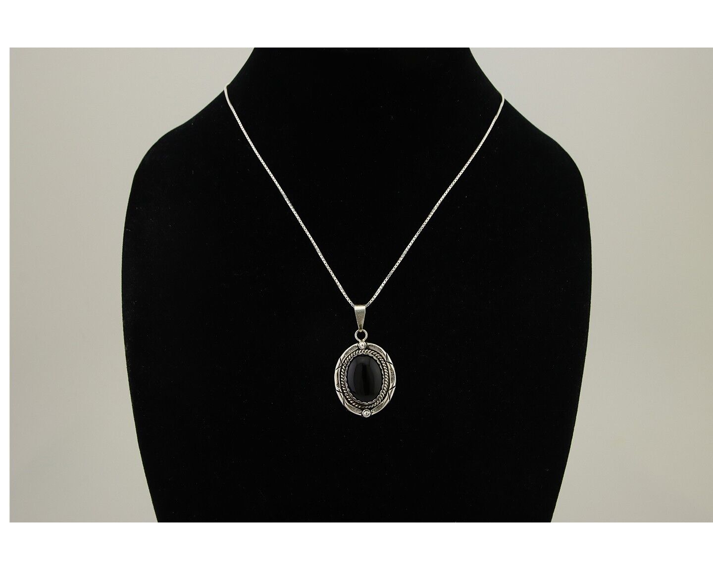 Navajo Necklace 925 Silver Onyx Native Artist Signed Nancy Edtissy C.80's