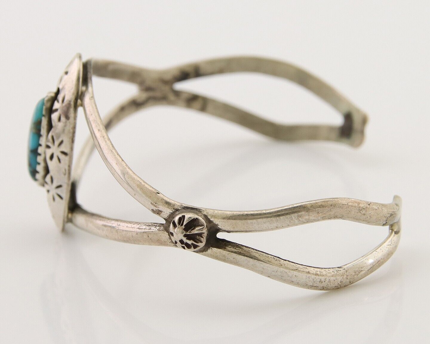 Navajo Hand Stamped Cuff Bracelet Turquoise 925 Silver Native American Artist