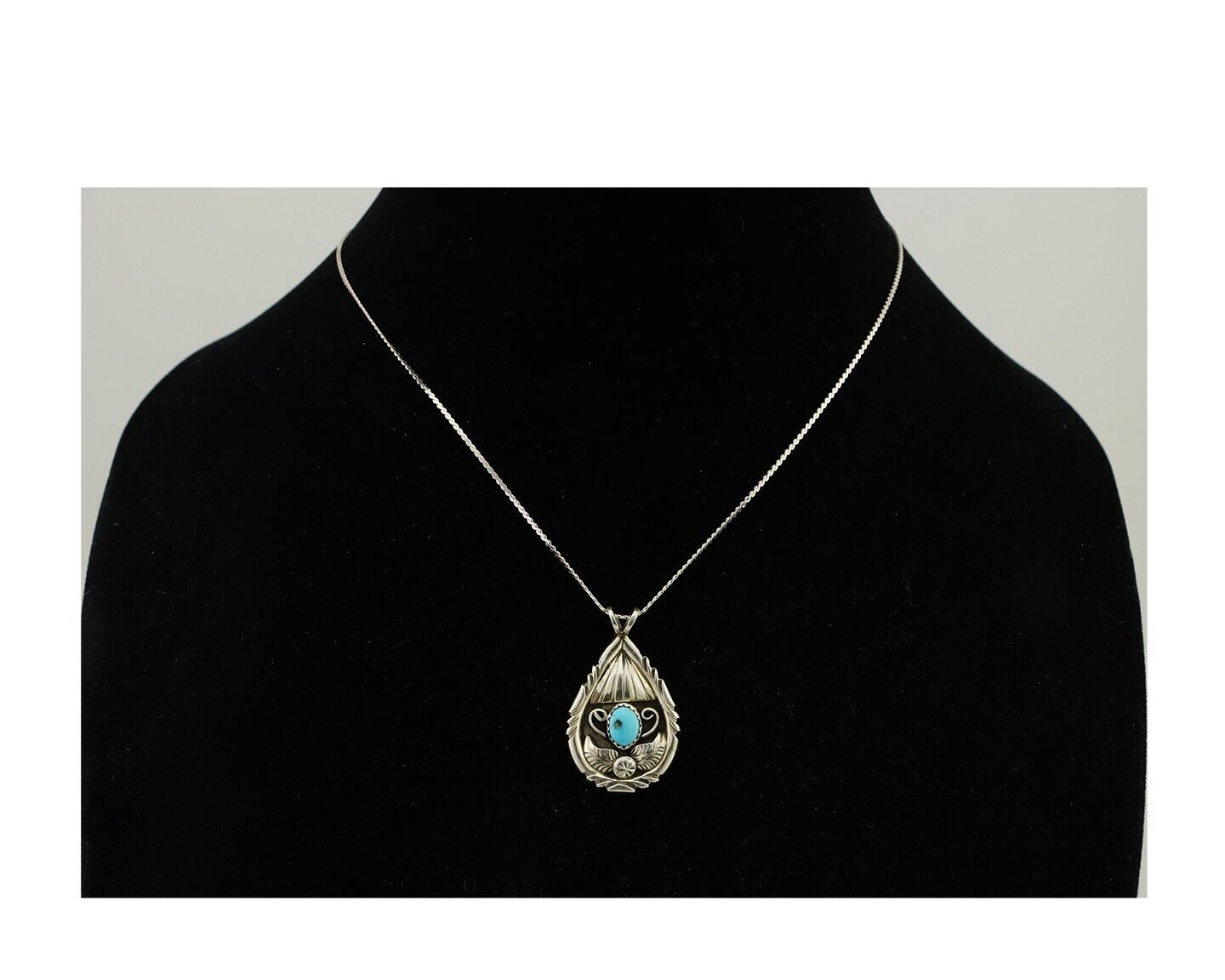 Navajo Necklace 925 Silver Kingman Turquoise Native American Artist C.90s