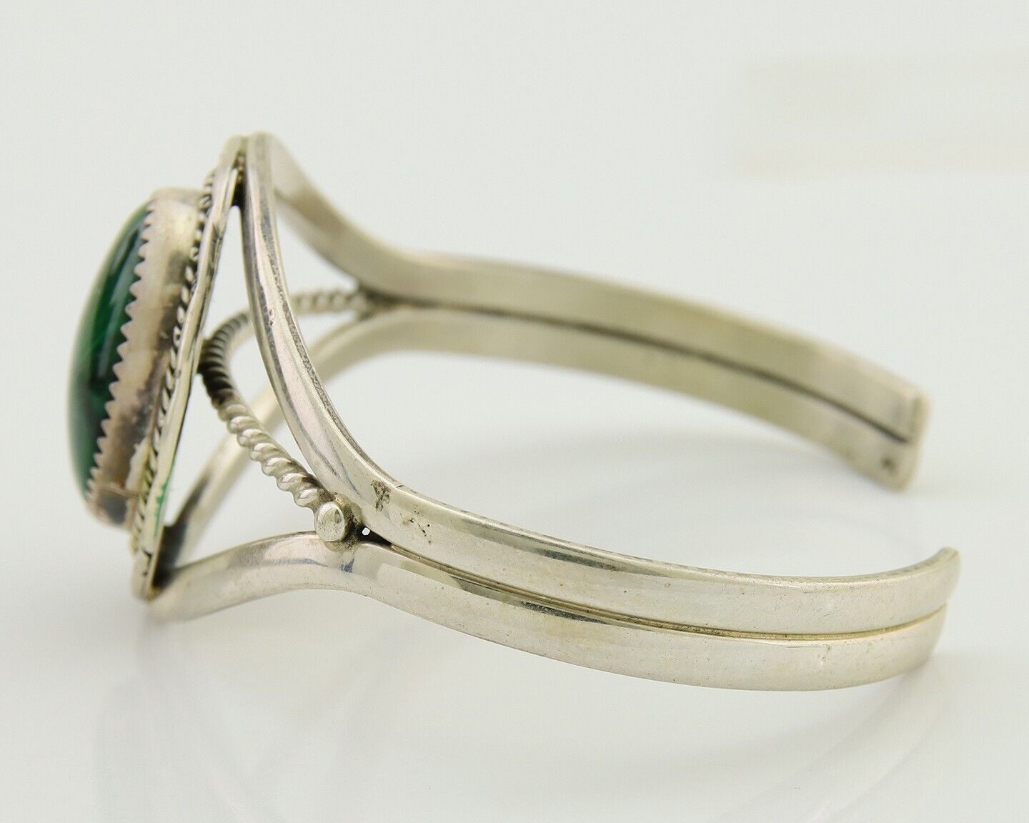 Navajo Cuff Bracelet Natural Malachite 925 Silver Native American Artist C.80s