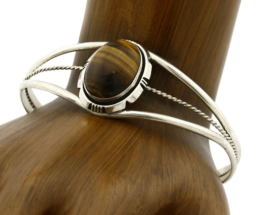 Navajo Bracelet .925 Silver Tiger Eye Sapphire Signed Sapphire Signed Sarah Chee