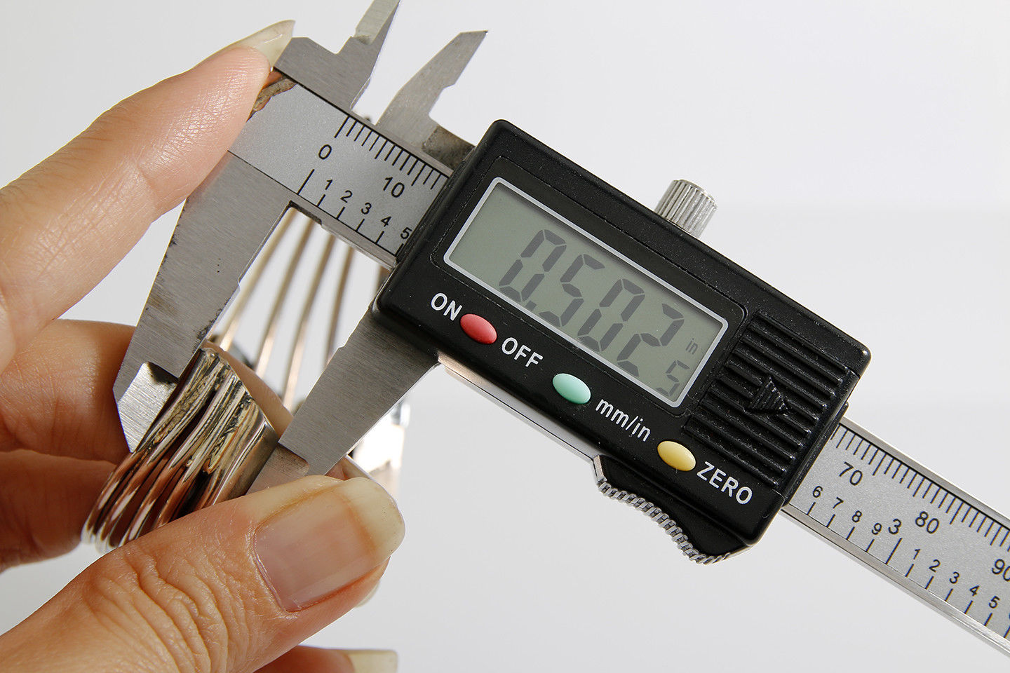 VTG NAVAJO NATIVE AMERICAN NATURAL HAND CUT TURQUOISE HANDMADE .925 SILVER CUFF