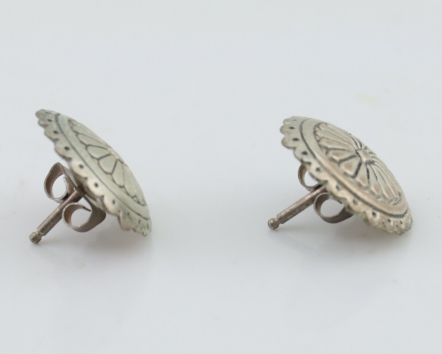 Navajo Small Shield Earrings 925 Silver Native American Artist C.80's