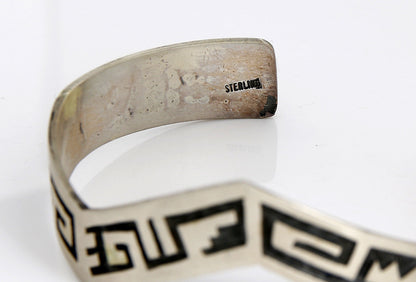 VTG Navajo Indian Handmade Lighting Tribal Pattern .925 Silver Cuff Bracelet