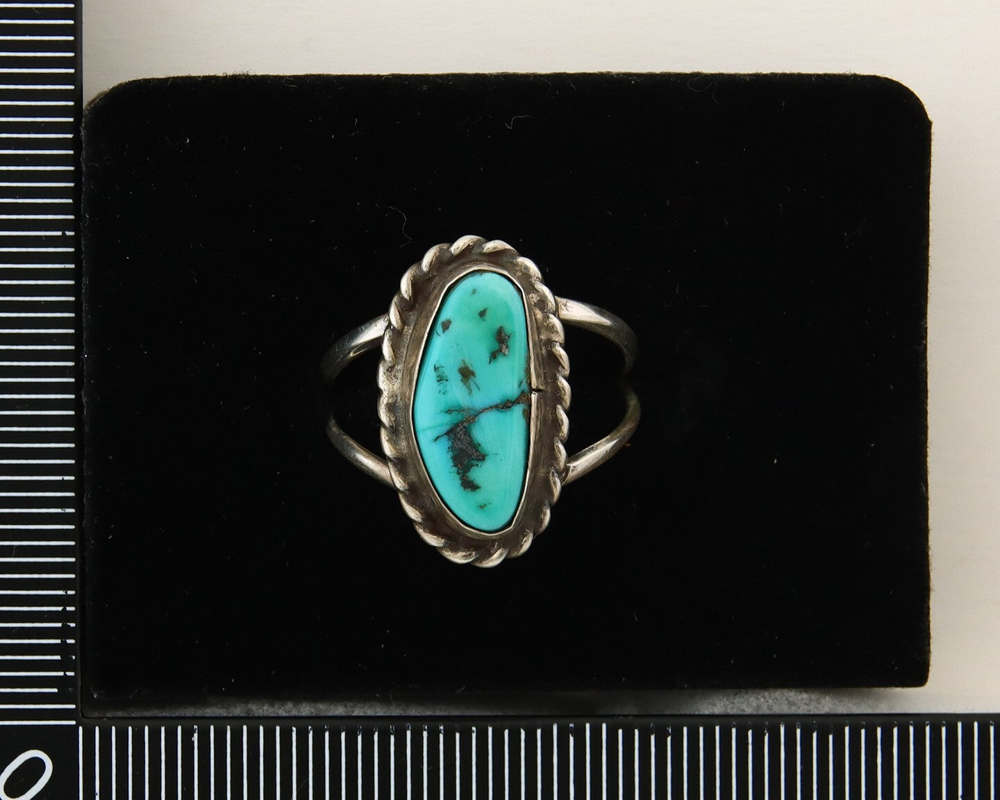 Navajo Ring 925 Sterling Natural Mined Arizona Turquoise C.80's Size 7.5