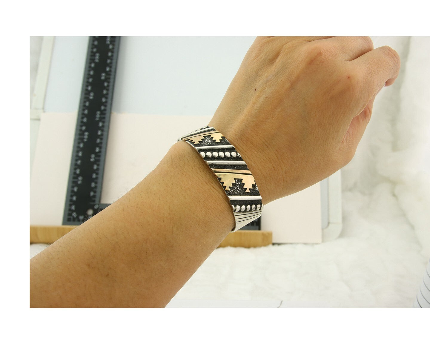 Navajo Bracelet Gold & 925 Silver Handmade 16mm Wide Artist Signed Thomas Singer