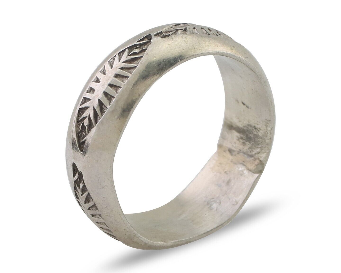 Navajo Hand Stamped Band 925 Silver 6.0 mm Signed Larry Chavez Size 5.25 C.80's