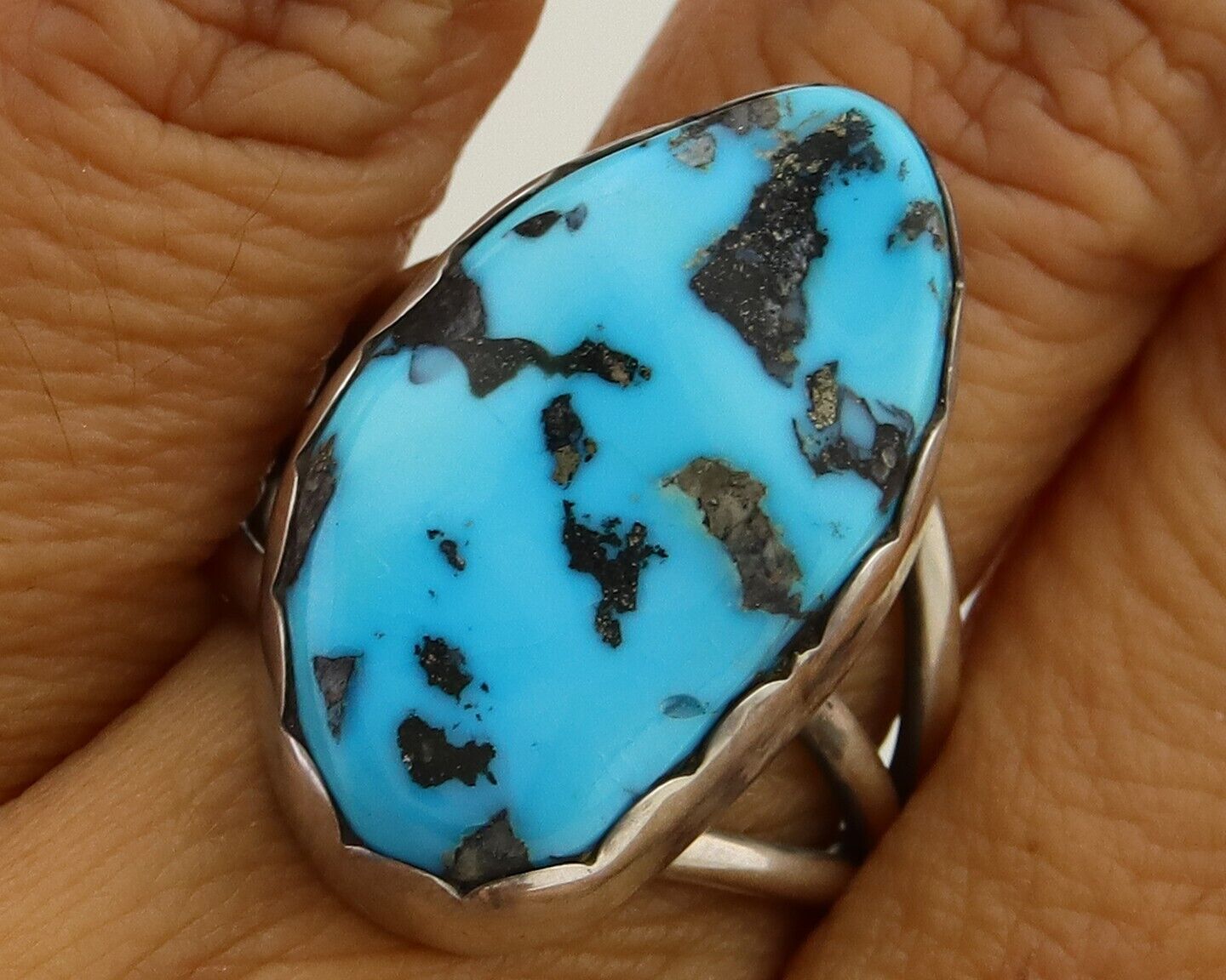 Navajo Ring 925 Sterling Silver Natural Turquoise Signed Tony Guerro C.80's