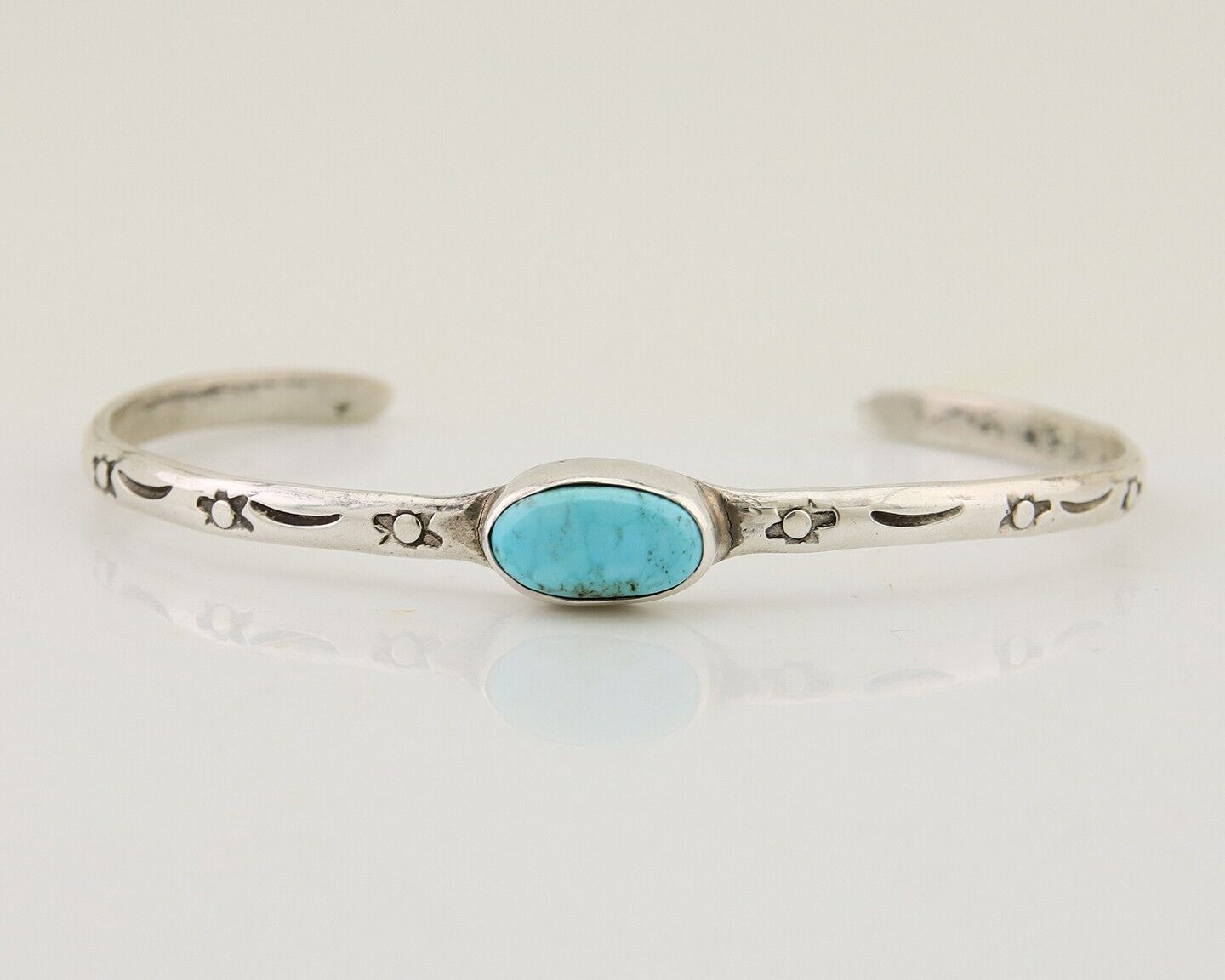 Navajo Hand Stamped Cuff Bracelet Turquoise 925 Silver Native American Artist