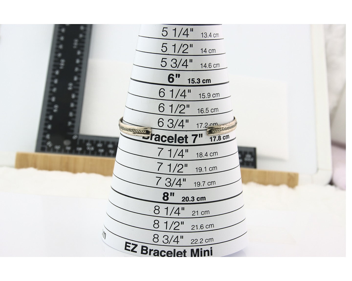 Vintage Navajo Bracelet 925 Silver Opal Handmade Signed GC 01 (The Turtle)