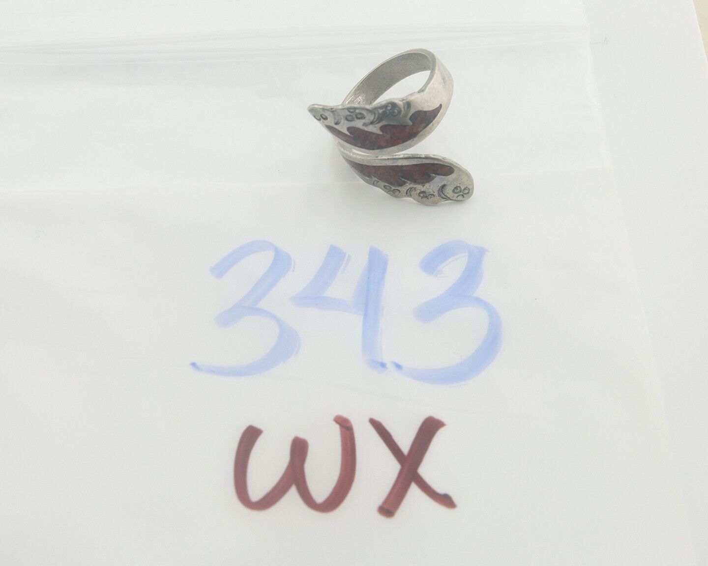 Navajo Ring 925 Silver Inlaid Natural Coral Native Artist C.80's Size 8.0