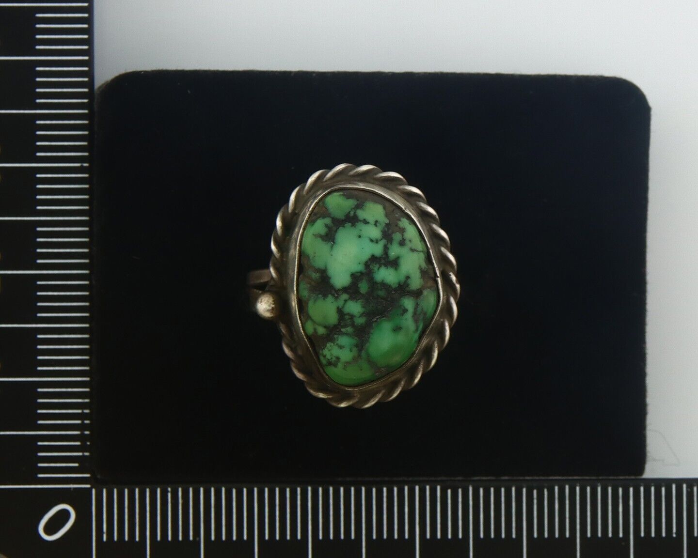 Navajo Ring 925 Sterling Natural Green Turquoise Native Artist C.80's Size 7.0