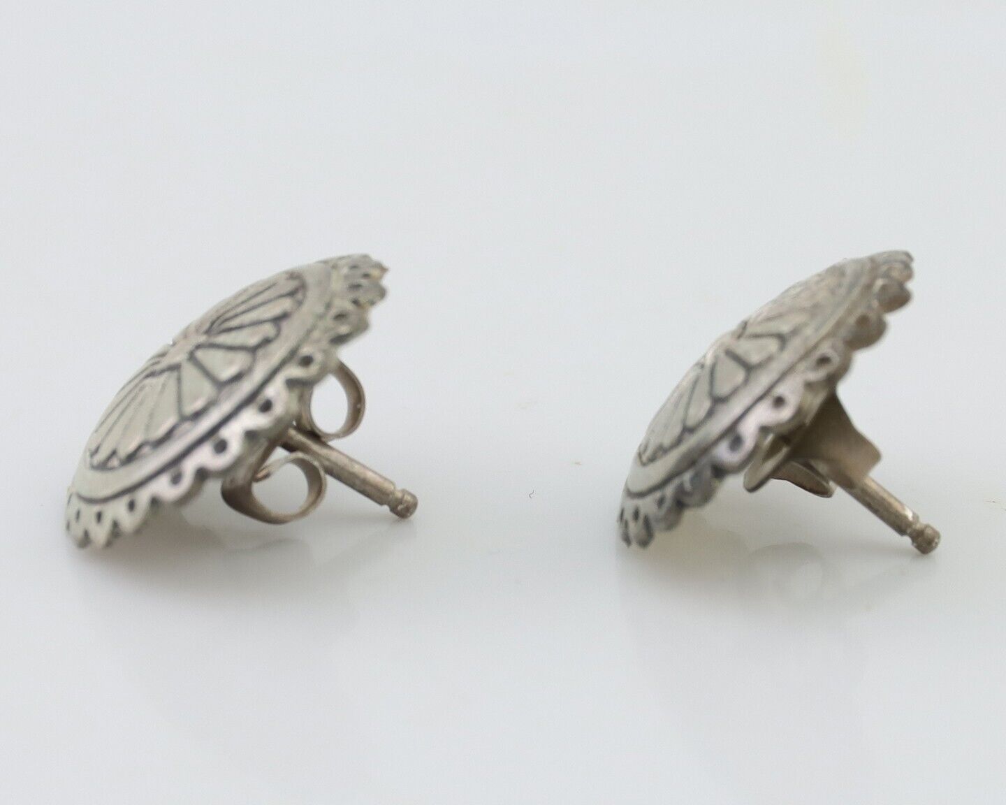 Navajo Small Shield Earrings 925 Silver Native American Artist C.80's