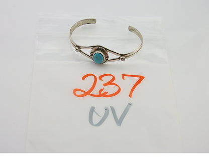 Navajo Cuff Bracelet 925 Silver Turquoise Native American Artist Handmade C.80's