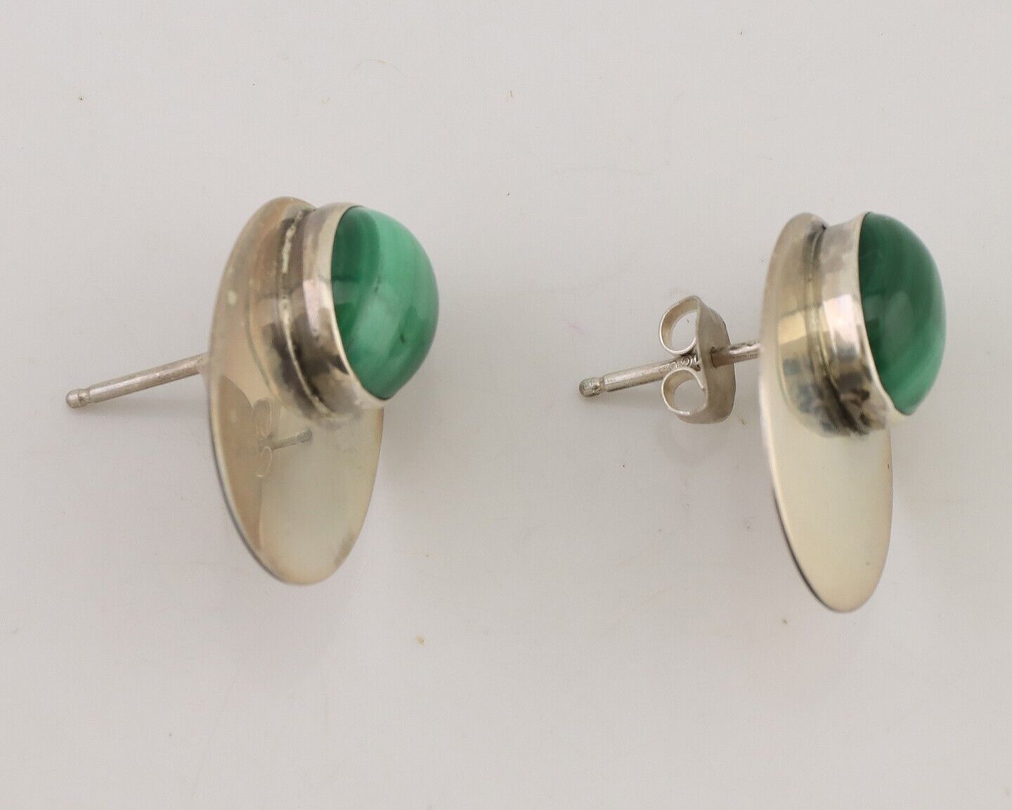 Navajo Shield Earrings 925 Silver Natural Malachite Signed Ella Peters C.80's