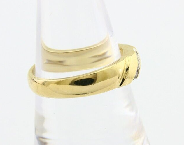 Natural Diamond Band 14k Solid Yellow Gold 3-Stone Ring