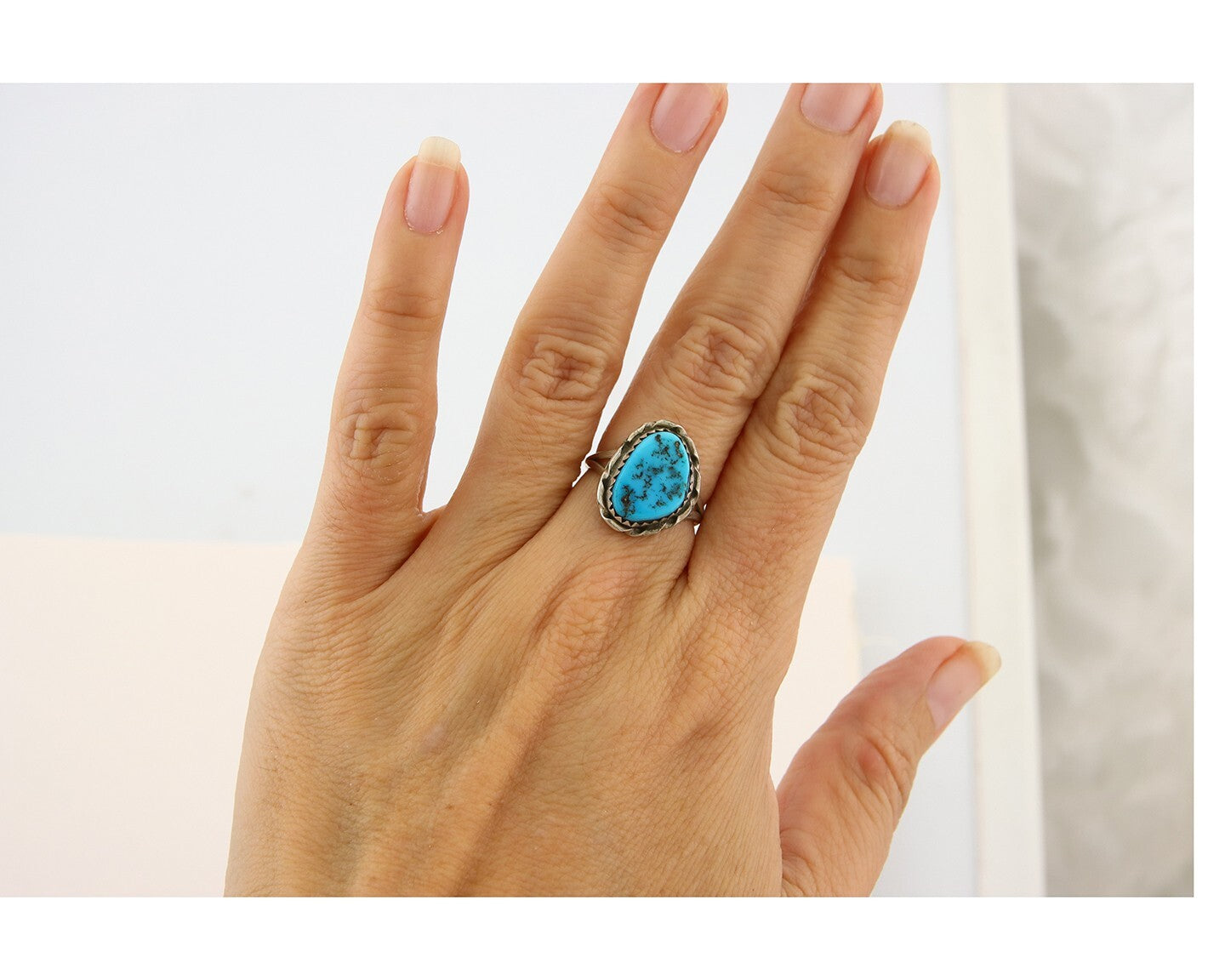 Navajo Ring 925 Sterling Natural Blue Nugget Turquoise C.80's Size 5.75