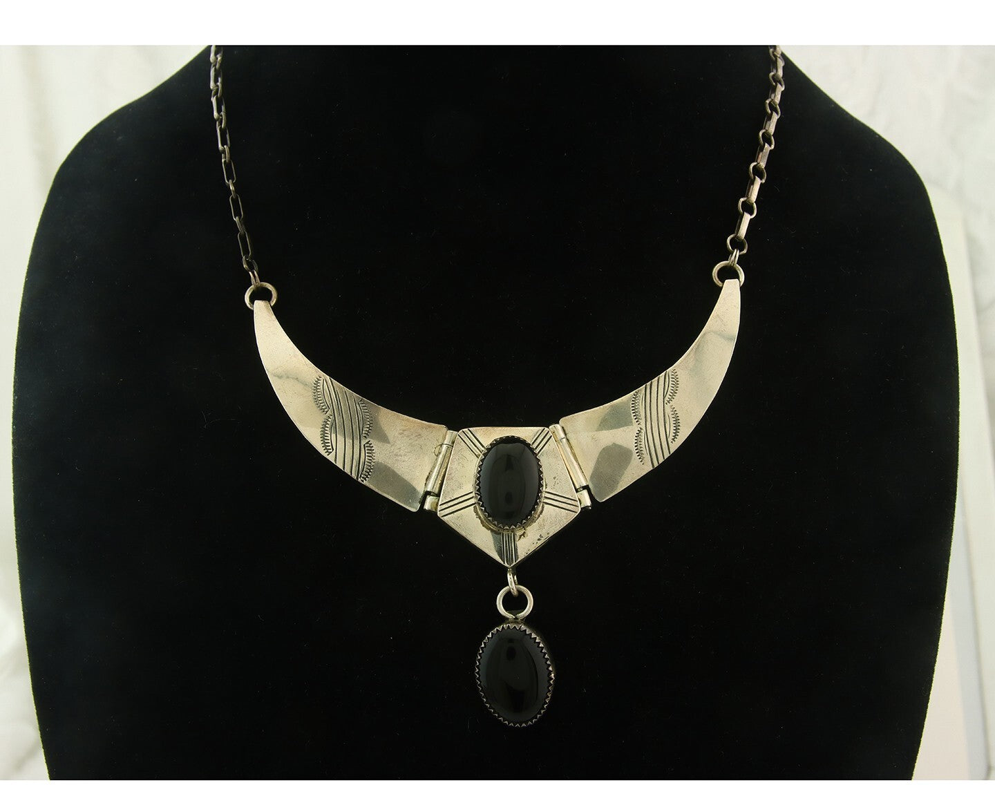 Vintage Navajo Necklace 925 Silver Natural Onyx Artist Signed AP