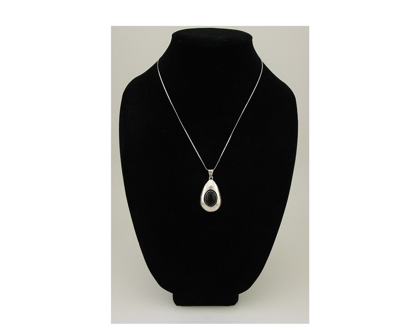 Navajo Necklace 925 Silver Natural Onyx Native Artist Signed M Montoya C.80's